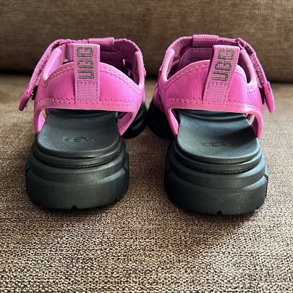 New UGG Ashton Multistrap Chunky Sandals Girls Size 4 (Youth) in Pink - Picture 5 of 14